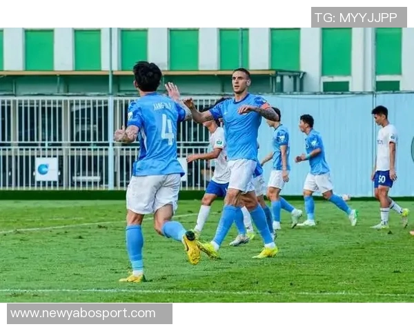 热身赛深圳新鹏城与深圳二零二八交锋技战术演练成比赛主要目的